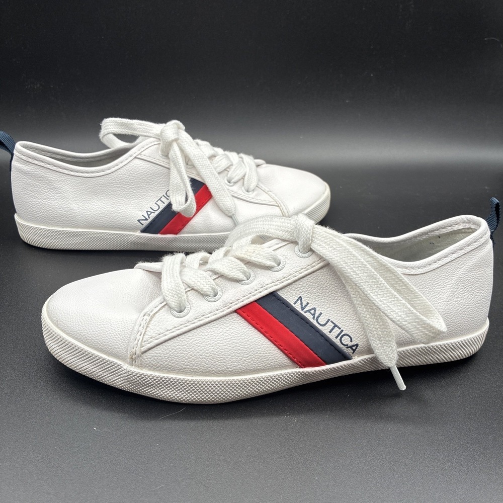 Nautica White Lace up sneakers Vegan Leather womens 5.5